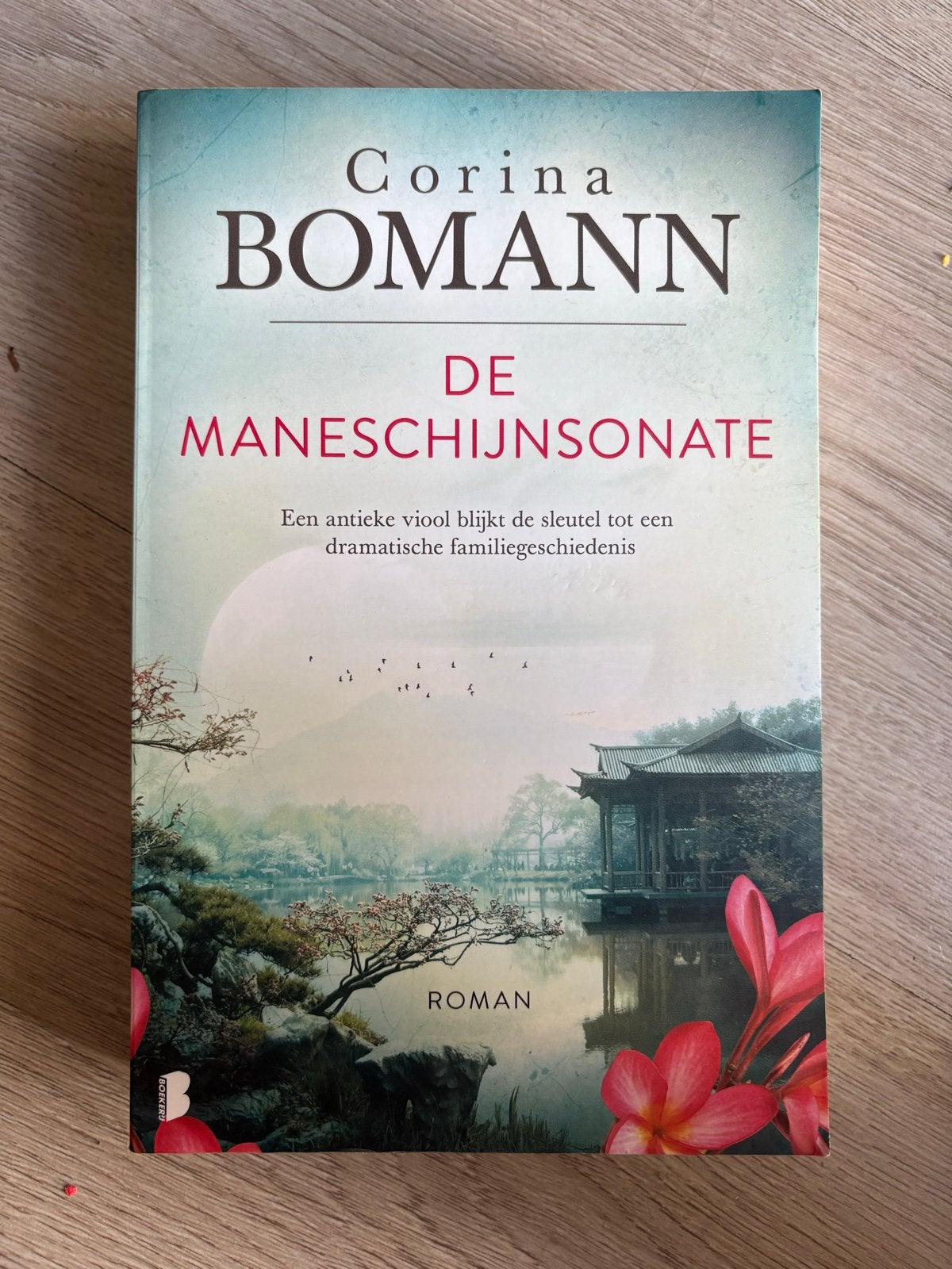 Corina Bomann - De Maneschijnsonate (Roman), Ophalen of Verzenden, Gelezen, Europa overig