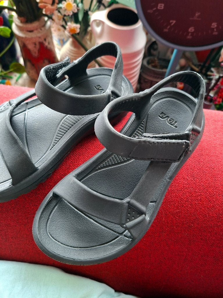 Teva dames Sandalen maat 35 zwart als nieuw, Verzenden, Zwart, Sandalen of Muiltjes, Zo goed als nieuw