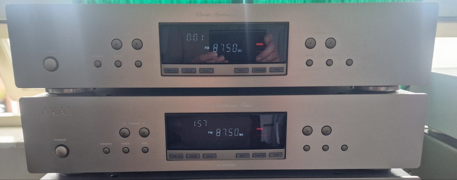 Akai AT3000RDS tuner., Ophalen of Verzenden, Zo goed als nieuw