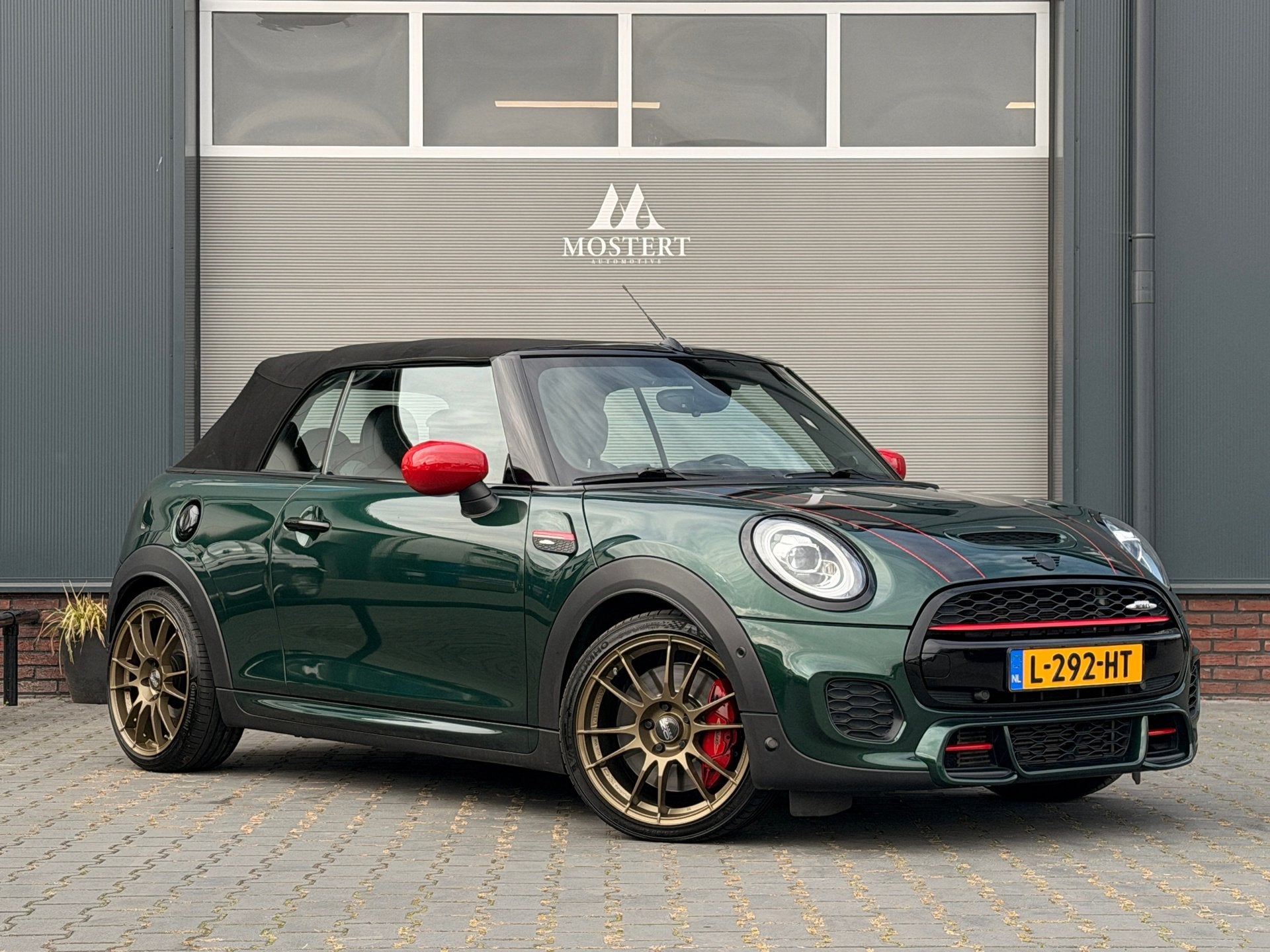 Mini Cabrio 2.0/231pk John Cooper Works Chili|JCW uitlaat|Au, 1998 cc, Gebruikt, 4 cilinders, Cabriolet