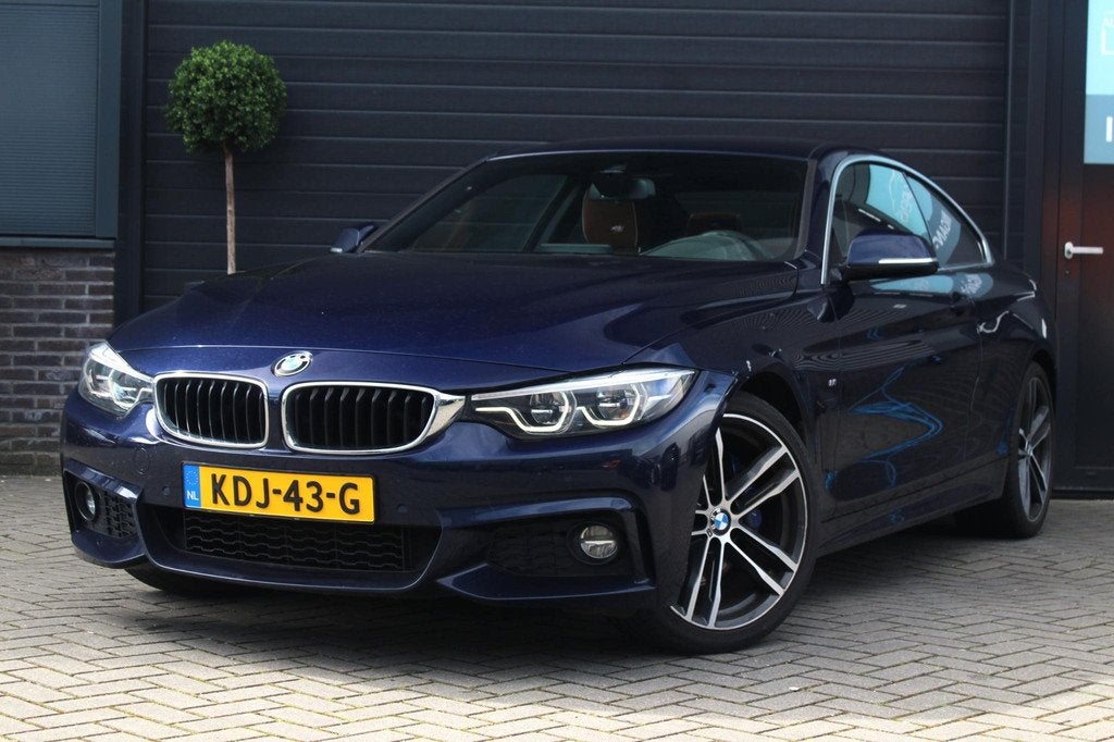 BMW 4-serie Coupé 420i M Sport | H+K | Elektrische stoelen, Auto's, BMW, Automaat, 1998 cc, Gebruikt, Euro 6