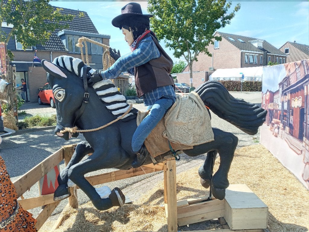 Paard voor Optocht, Straatversiering, Carnaval, Ophalen, Gebruikt