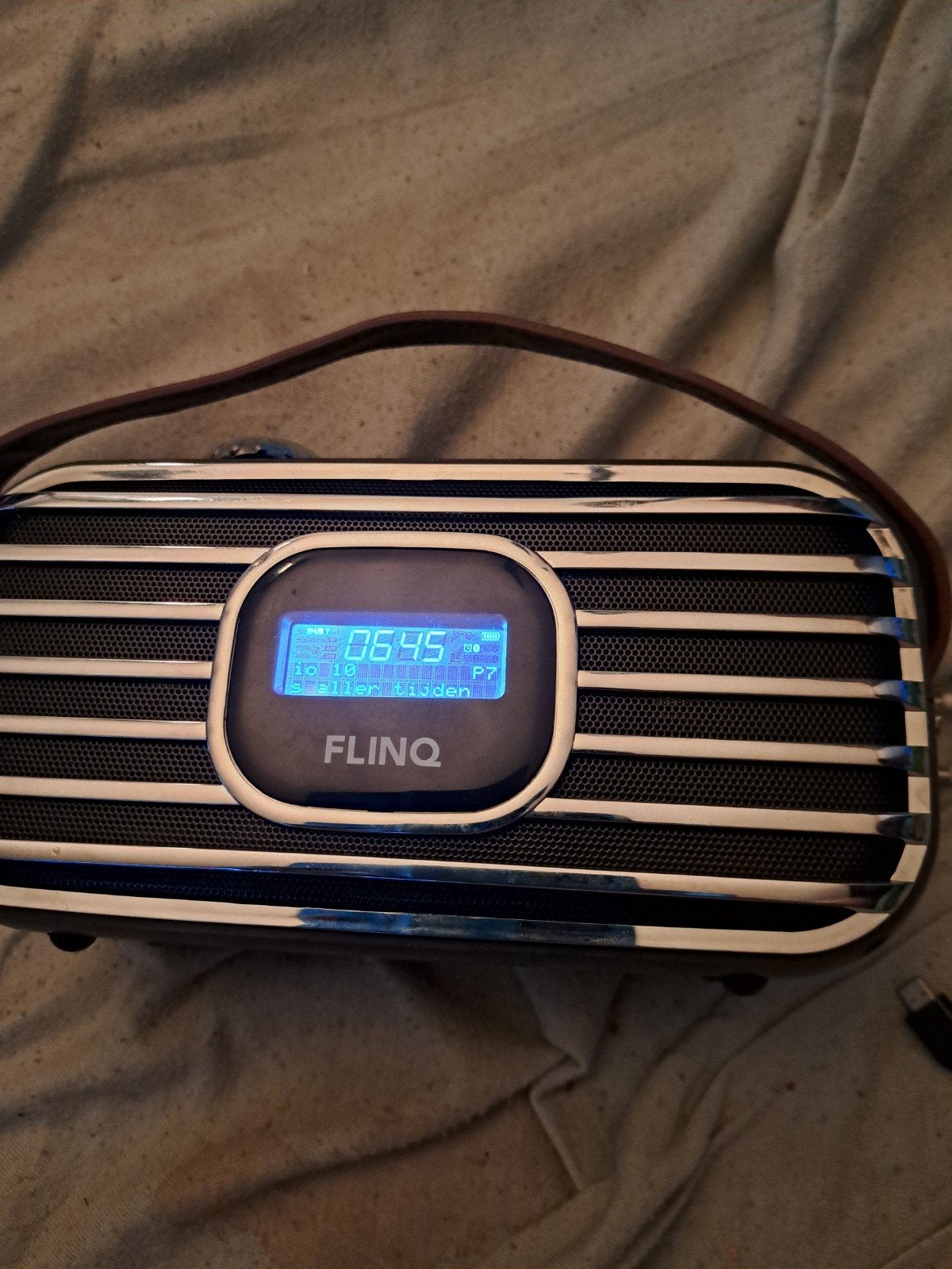 FLINQ Draagbare Radio met Digitale Display, Audio, Tv en Foto, Radio's, Ophalen, Zo goed als nieuw, Radio