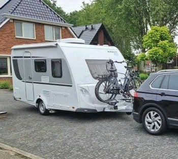 Knaus Sport 400 QD - Compacte en complete caravan, Vast bed, Kachel, Treinzit, 750 - 1000 kg