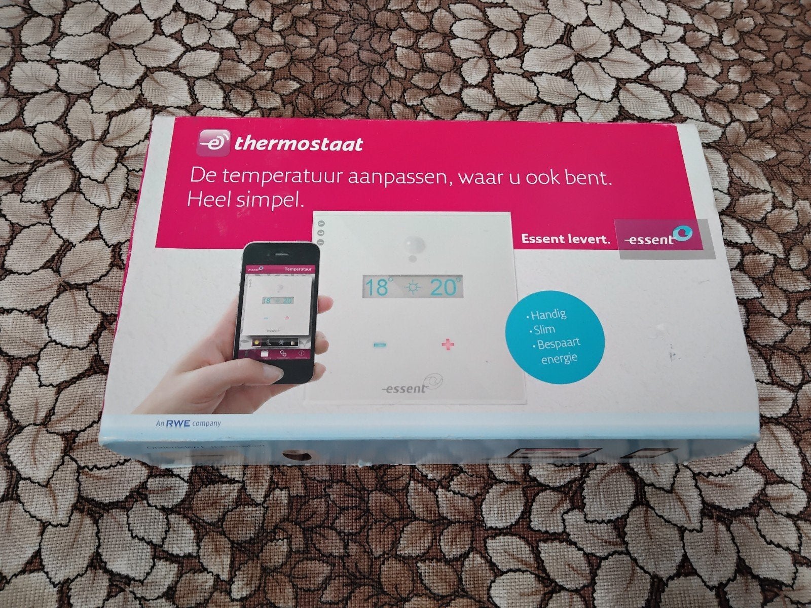 Essent Slimme Thermostaat - Nieuw in doos, Doe-het-zelf en Verbouw, Ophalen of Verzenden, Slimme thermostaat, Nieuw