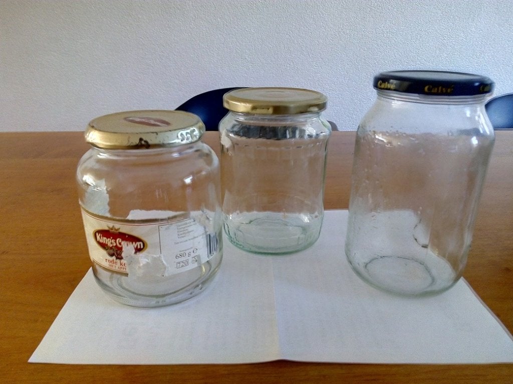 Grote en kleinere jampotten met ijzeren en plastic deksel, Ophalen, Glas, Zo goed als nieuw, Voorraadpot
