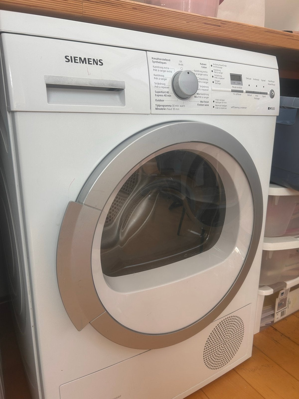 Siemens iQ500 Condensdroger met zelfreinigende condensor, Ophalen, Gebruikt, 8 tot 10 kg, Voorlader