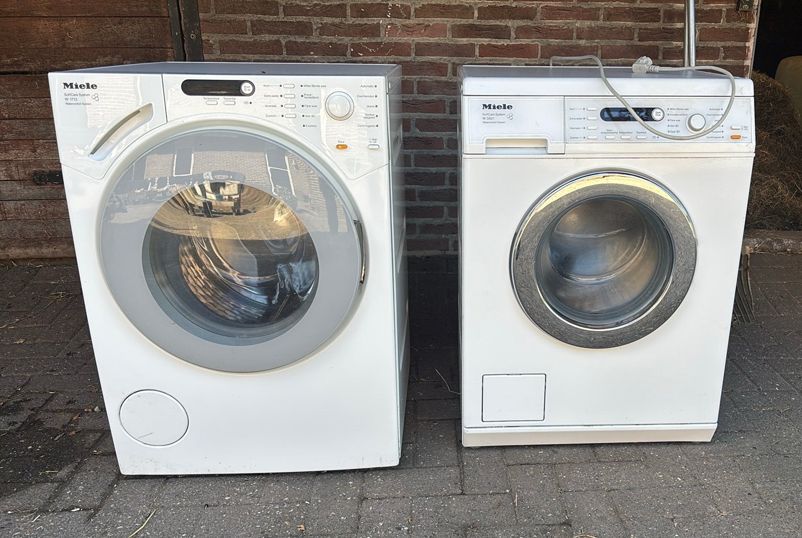 2x Miele voor onderdelen of reparatie – W1713 & W3821, Ophalen, Zo goed als nieuw, 1600 toeren of meer, 85 tot 90 cm