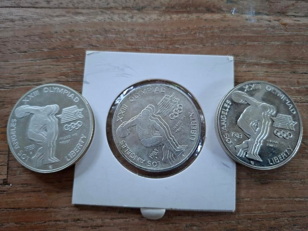 3 keer 1 dollar uit 1983 zilver, Postzegels en Munten, Ophalen of Verzenden