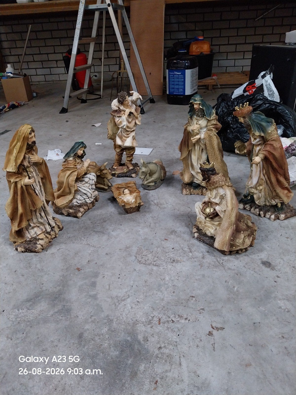 kerstgroep grote beelden., Ophalen