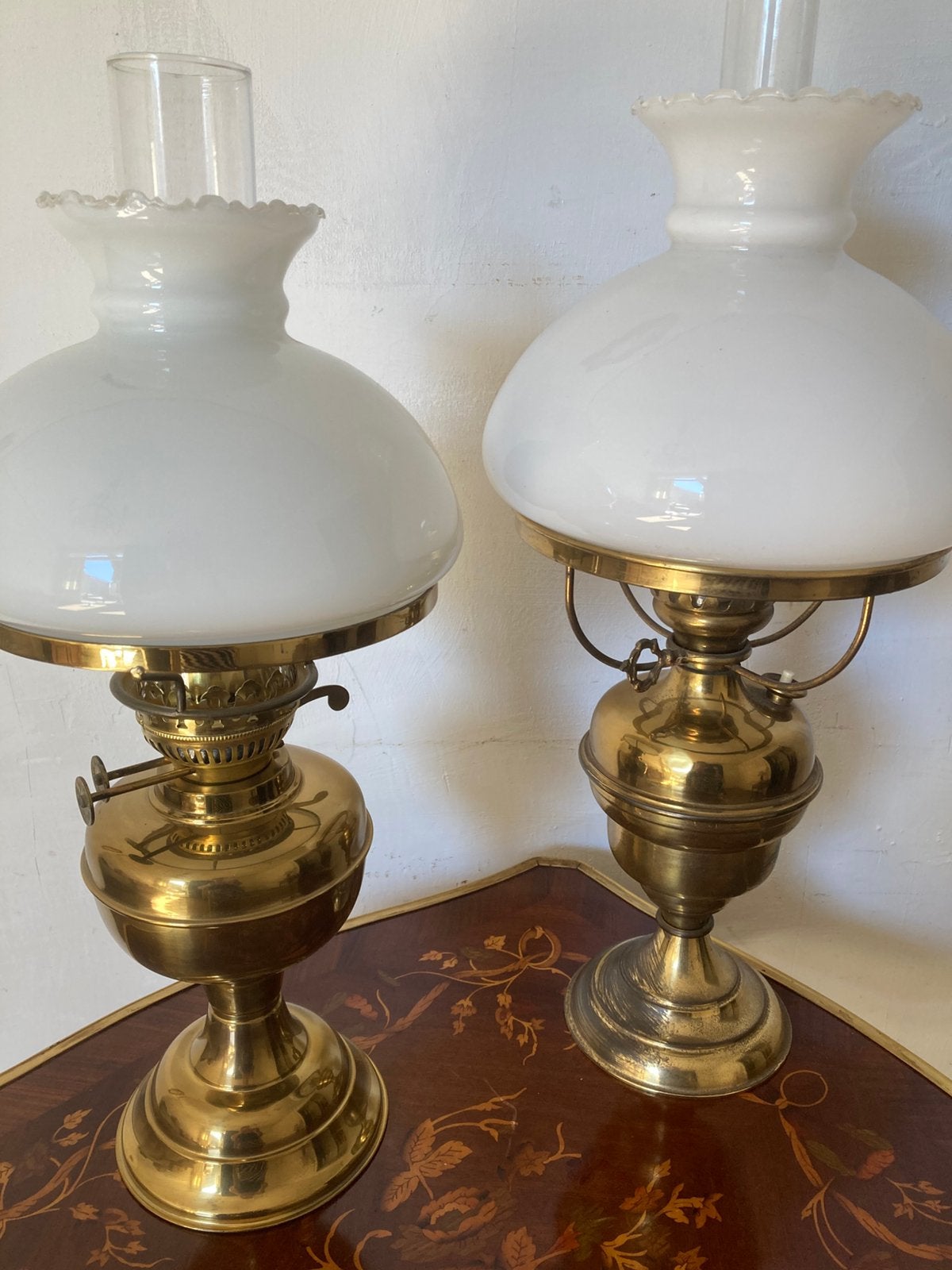 2 grote antieke koperen olielampen, Ophalen