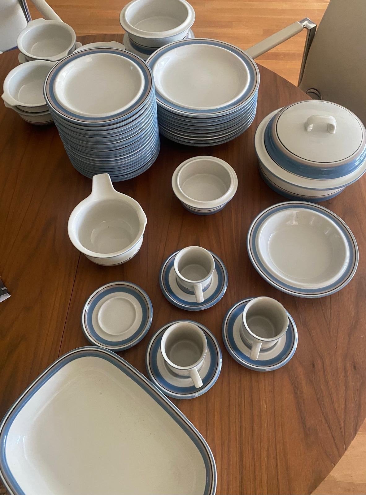 Arabia Uhtua servies items- Vintage Fins design, Ophalen, Arabia, Keramiek, Vintage