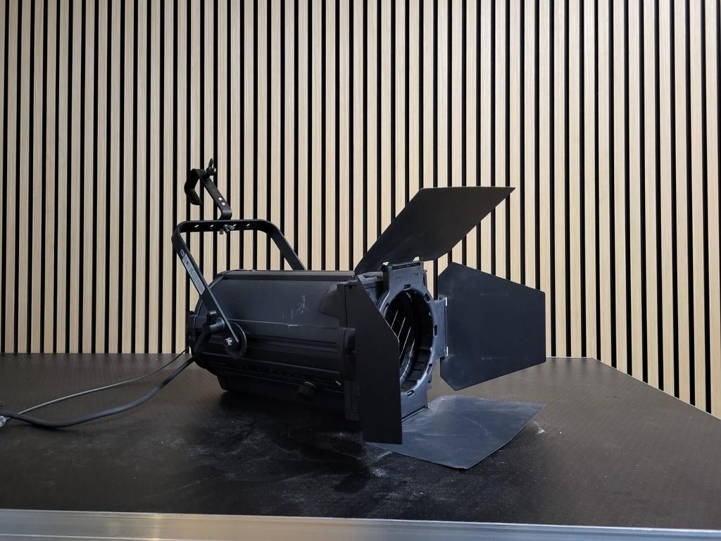 4x selecon rama 150 fresnel, Ophalen, Zo goed als nieuw, Overige typen, Kleur