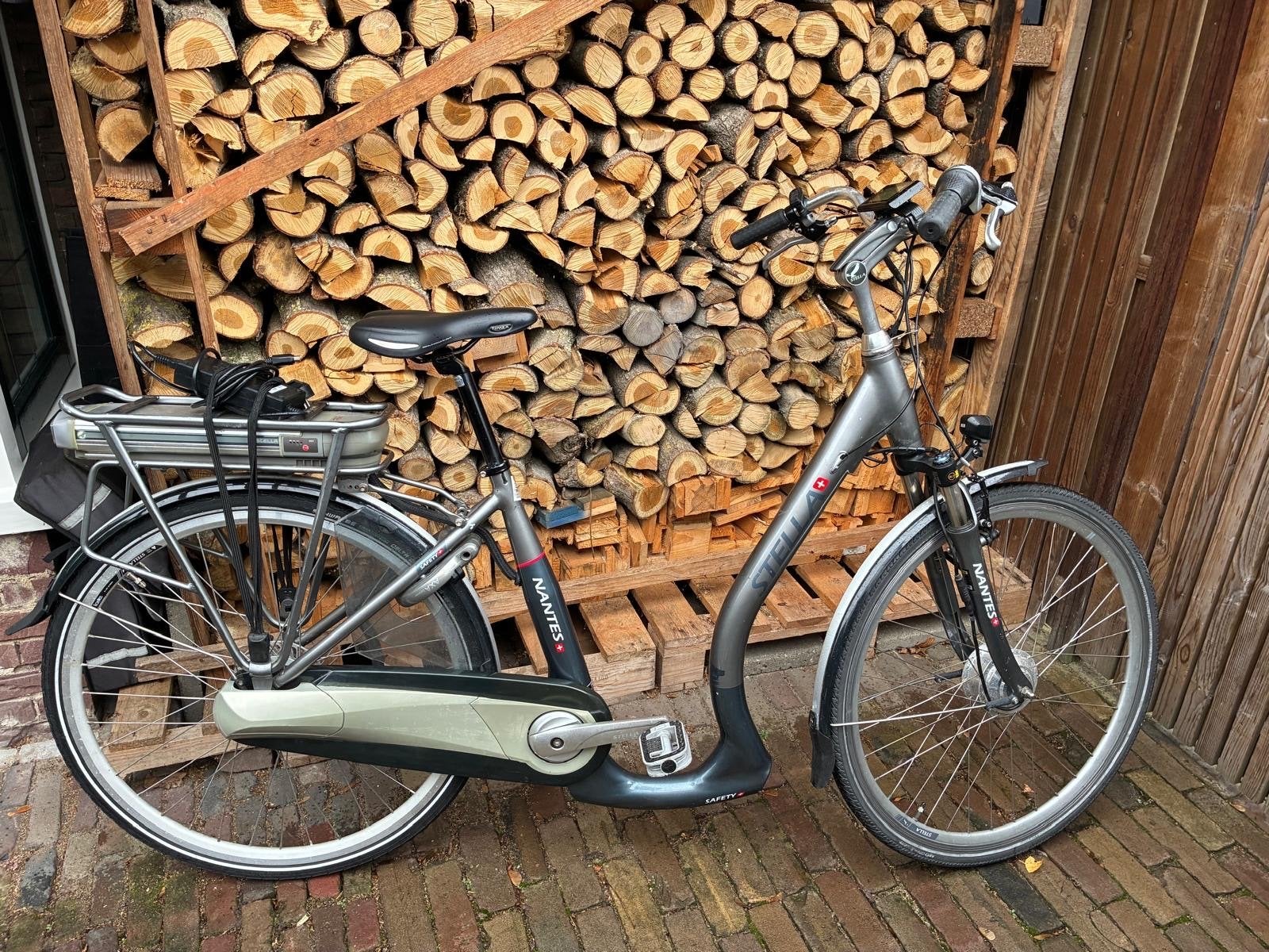 Gebruikte Stella Nantes elektrische fiets, Gebruikt, 51 tot 55 cm, 30 tot 50 km per accu, Ophalen