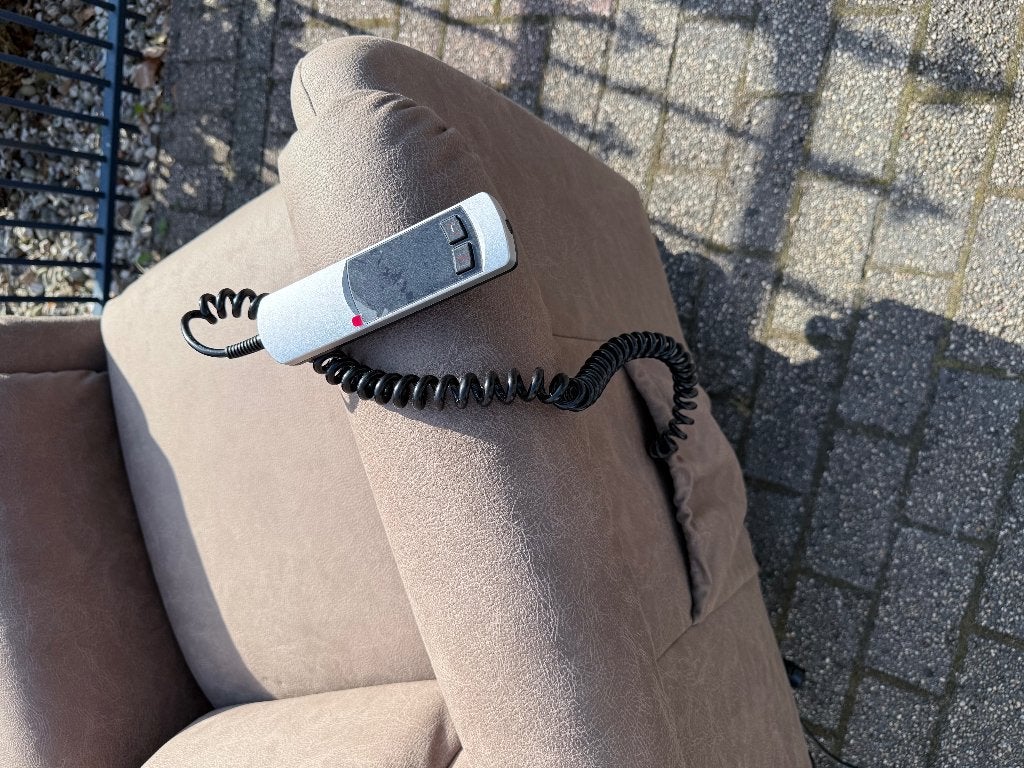 Foto 5 van elektrische NIEUWE sta op / relax fauteuil