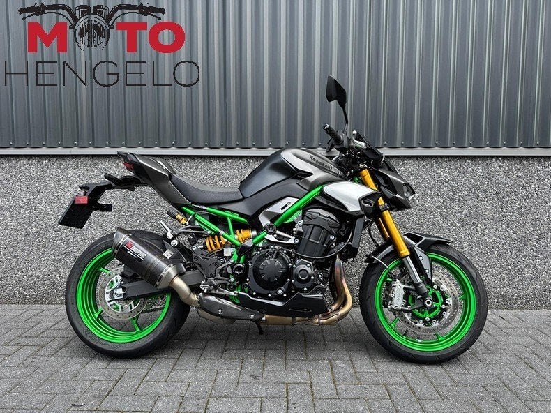 Kawasaki Z900 SE PERFORMANCE AKRAPOVIC (bj 2026), Bedrijf, Info@kawasaki.nl, Jacobus Spijkerdreef 1-3
2132 PZ  Hoofddorp, NL, Kawasaki Motors Europe N.V.