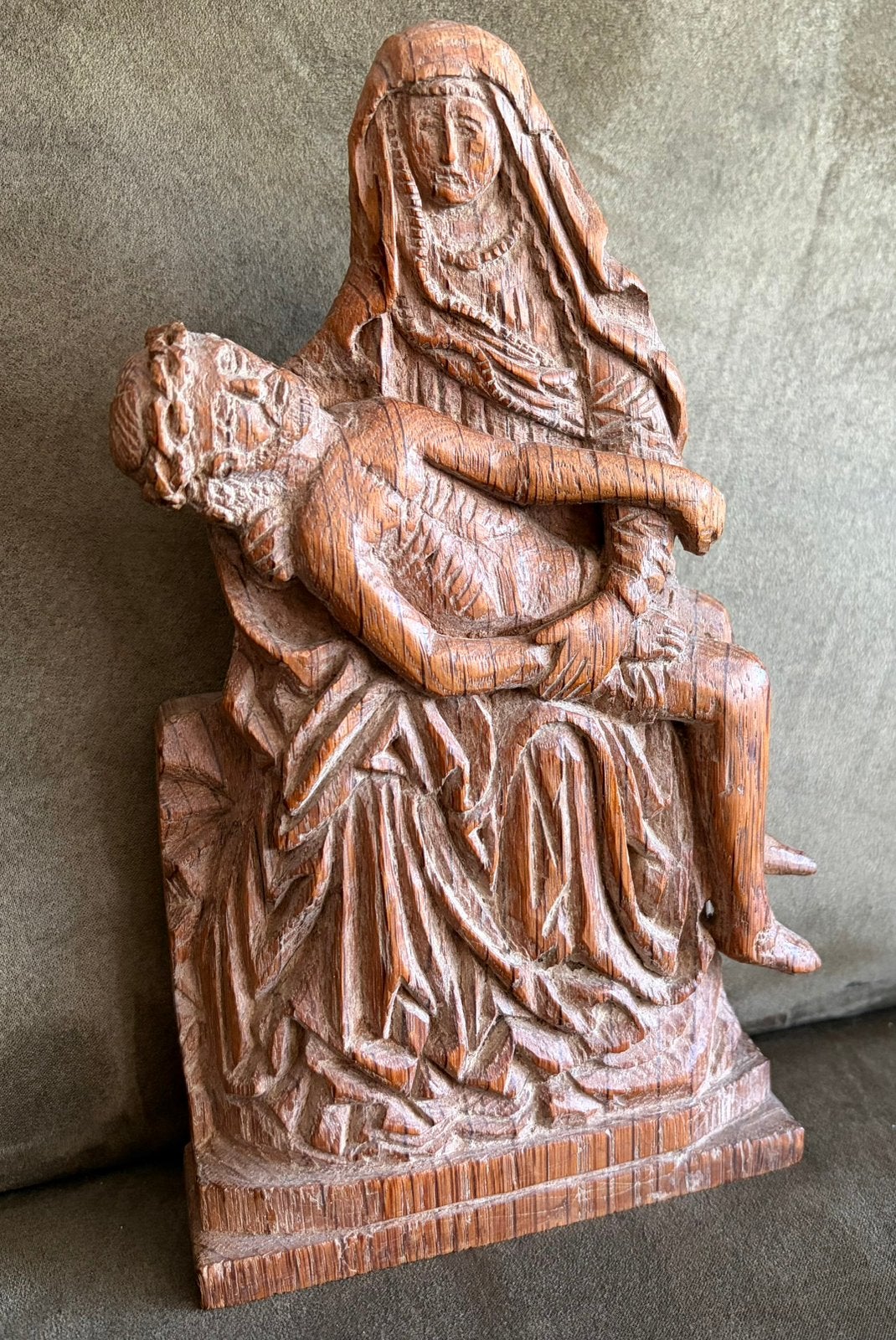 Houtsnijwerk / Volkskunst / Religie : Beeld Maria met Jezus, Antiek en Kunst, Antiek | Religie, Ophalen of Verzenden