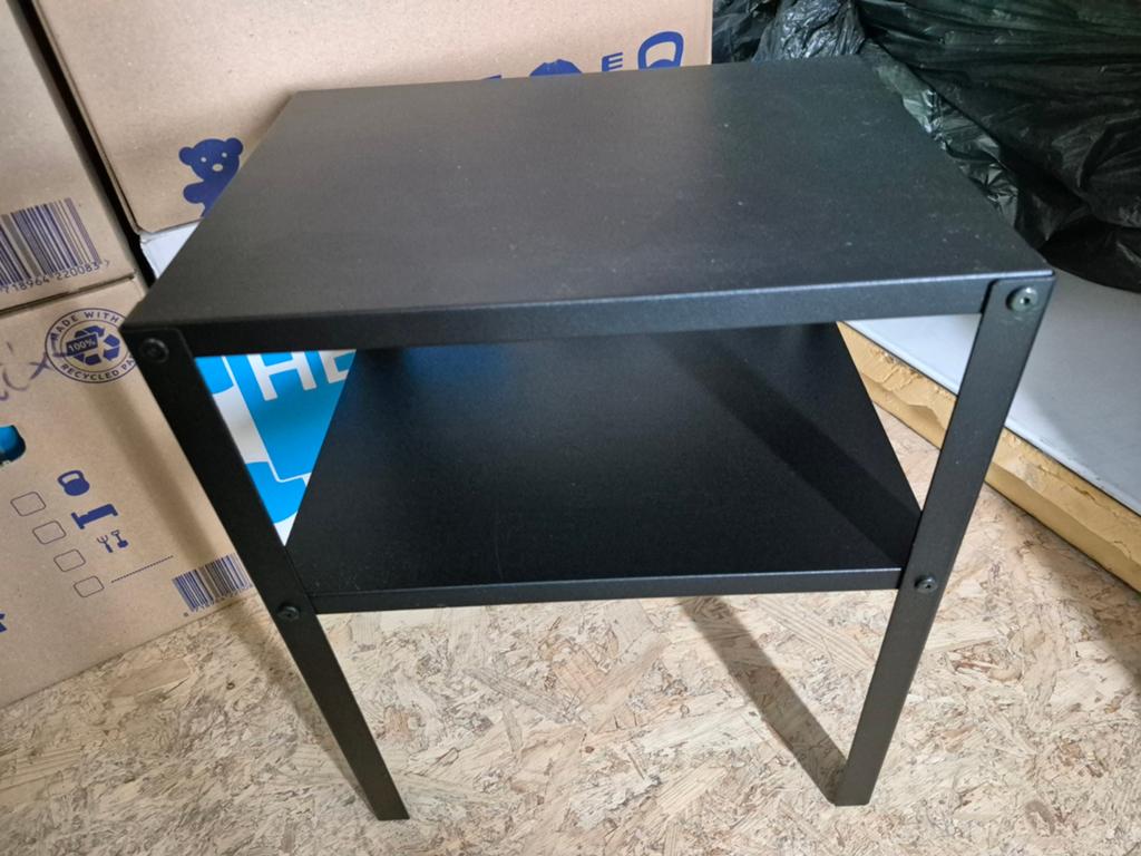 Ikea Nachtkastje van Metaal - Zwart, Ophalen, Gebruikt, Minder dan 45 cm, Metaal of Aluminium