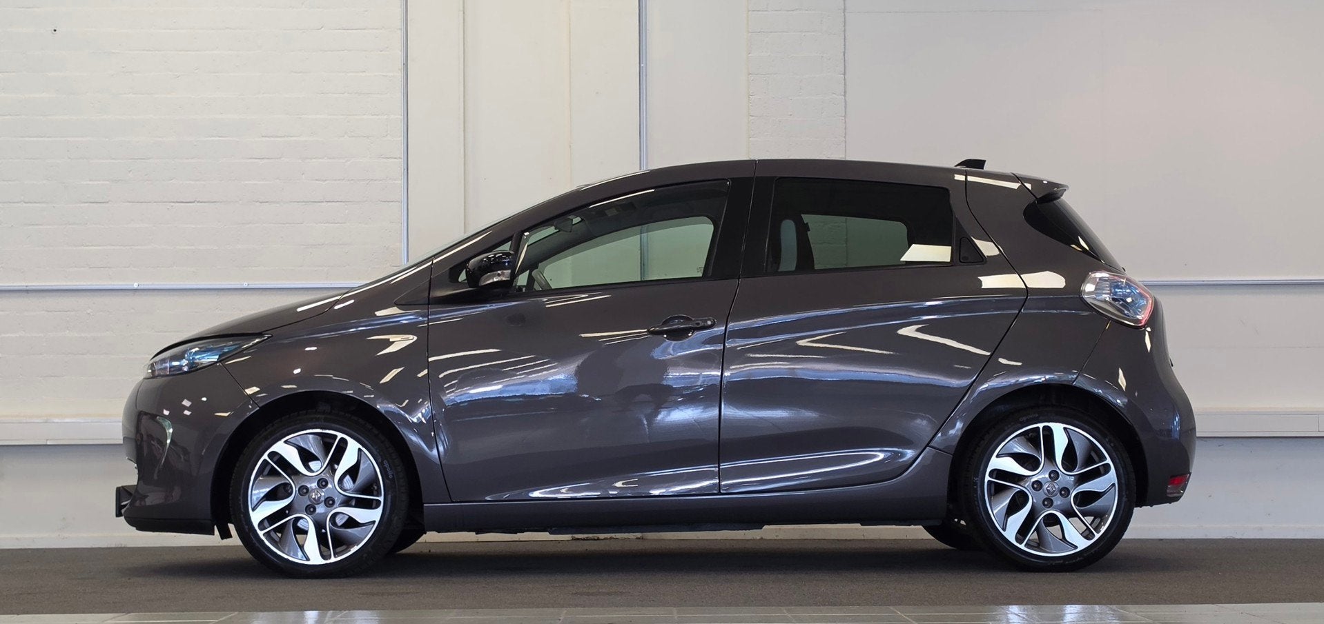 Renault ZOE Q90 Bose Quickcharge 41 kWh Trekhaak Leer Bose S, Auto's, Gebruikt, 41 kWh, Leder, 92 pk