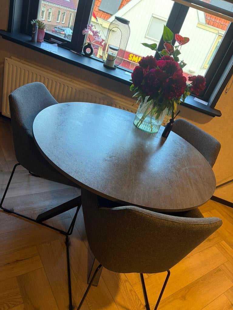 Eetkamerset, Huis en Inrichting, Tafels | Eettafels, Gebruikt, 100 tot 150 cm, 100 tot 150 cm, Vier personen, Rond, Kunststof