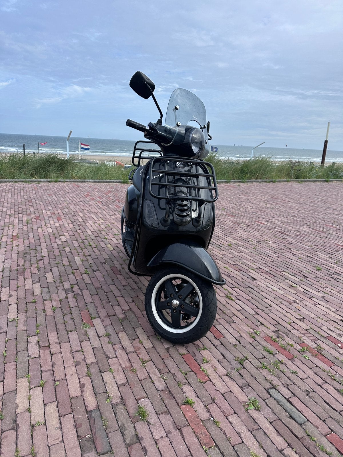 Vespa LX Black Edition 2013 – Full Option Custom | 8.731 km, Ophalen, Zo goed als nieuw, 50 cc