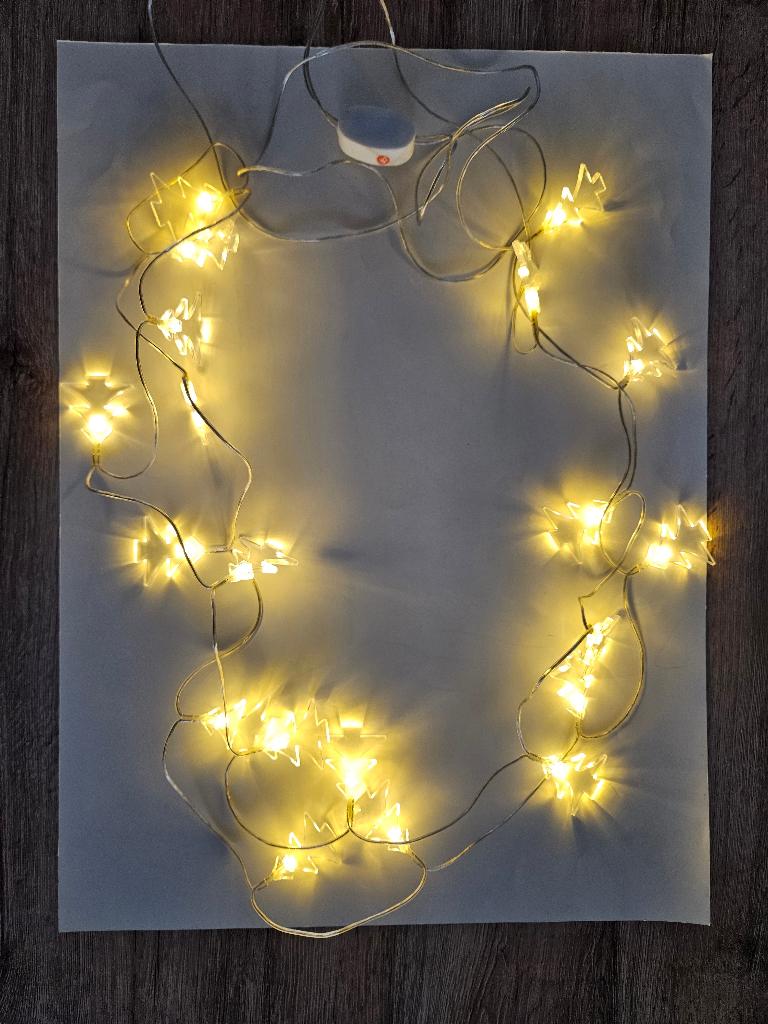 Kerst verlichting in de vorm van kerstboom, Diversen, Kerst, Ophalen of Verzenden, Zo goed als nieuw