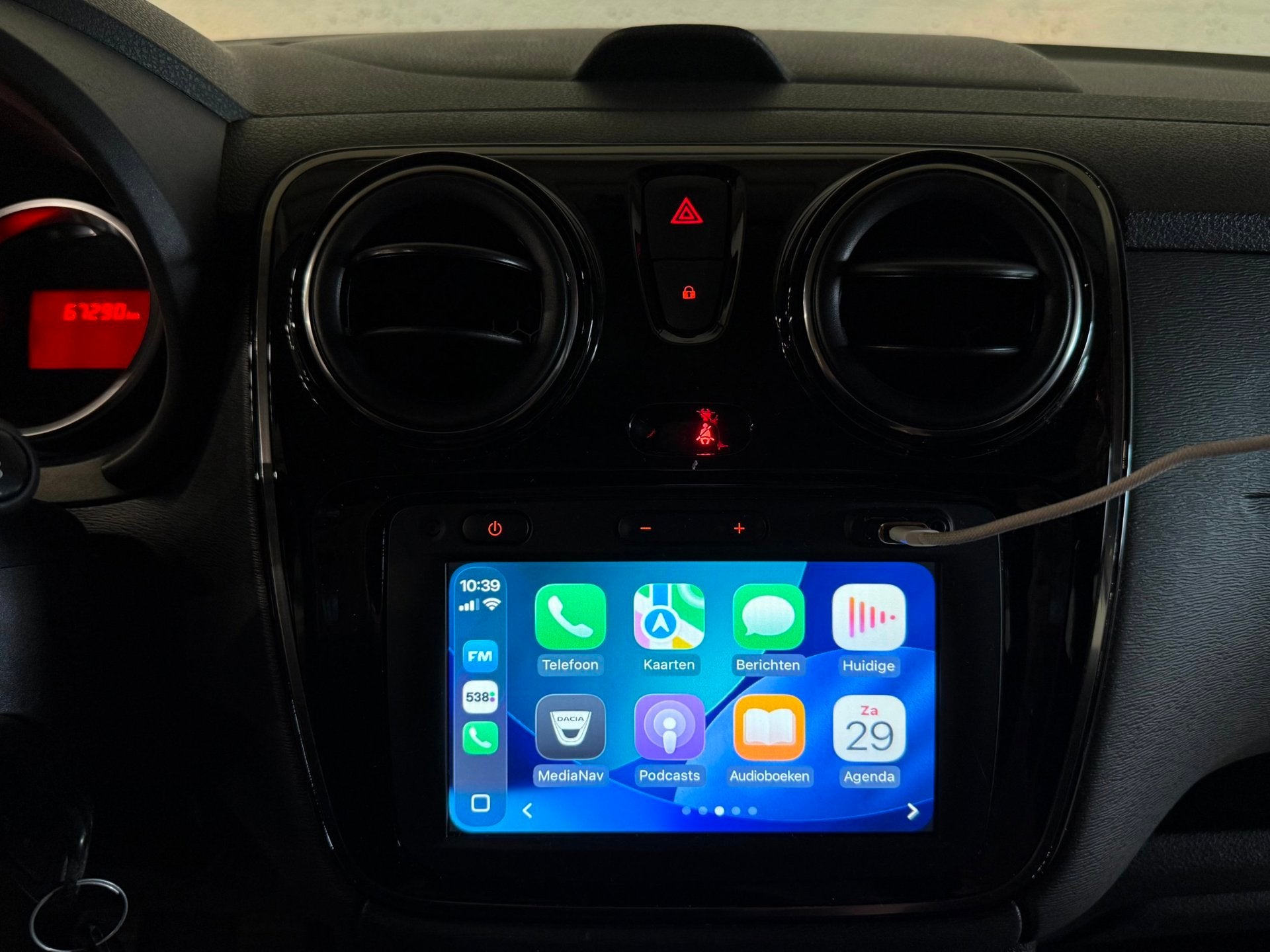 Dacia Lodgy 1.6 SCe 7 Personen|Navi|Camera|Cruise|Airco|Voll, Auto's, Dacia, Voorwielaandrijving, Stof, Gebruikt, Zwart