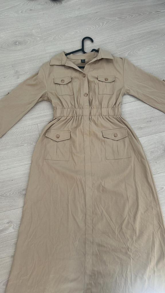 Beige Trench Jurk Maat XS - Nieuw, Kleding | Dames, Jurken, Ophalen of Verzenden, Nieuw, Maat 34 (XS) of kleiner, Beige