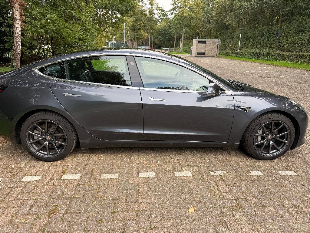 Foto 9 van Tesla Model 3 Long Range AWD 2019 | FSD afgekocht | Trekhaak