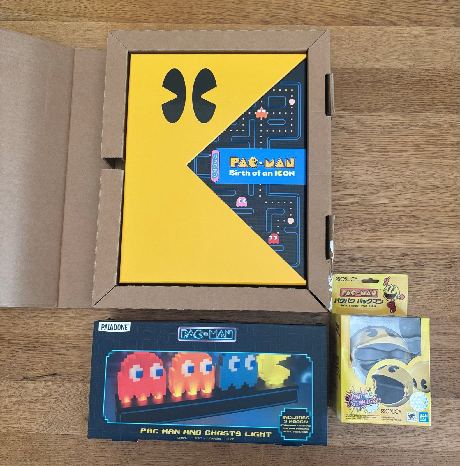 Pac-Man Collector's Set: Boek, Lamp & Proplica, Verzenden, Overige genres, 1 speler, Nieuw