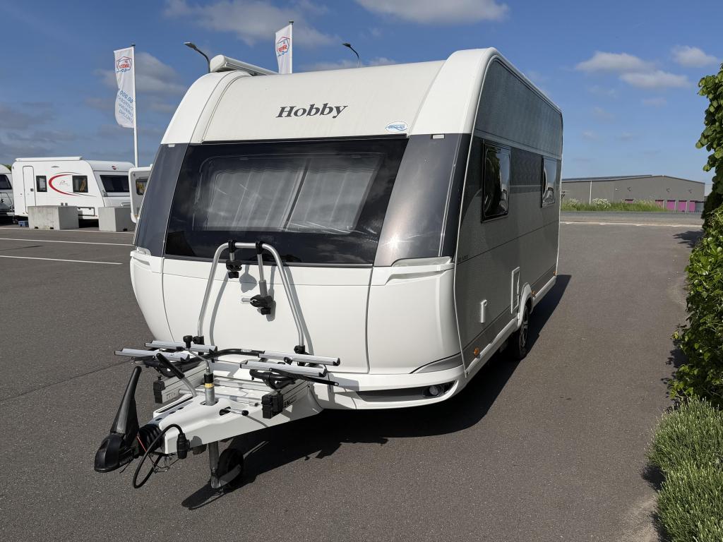 Hobby De Luxe 460 LU VERKOCHT, Caravans en Kamperen, Caravans, Rondzit, Hobby, Bedrijf, 4 tot 5 meter