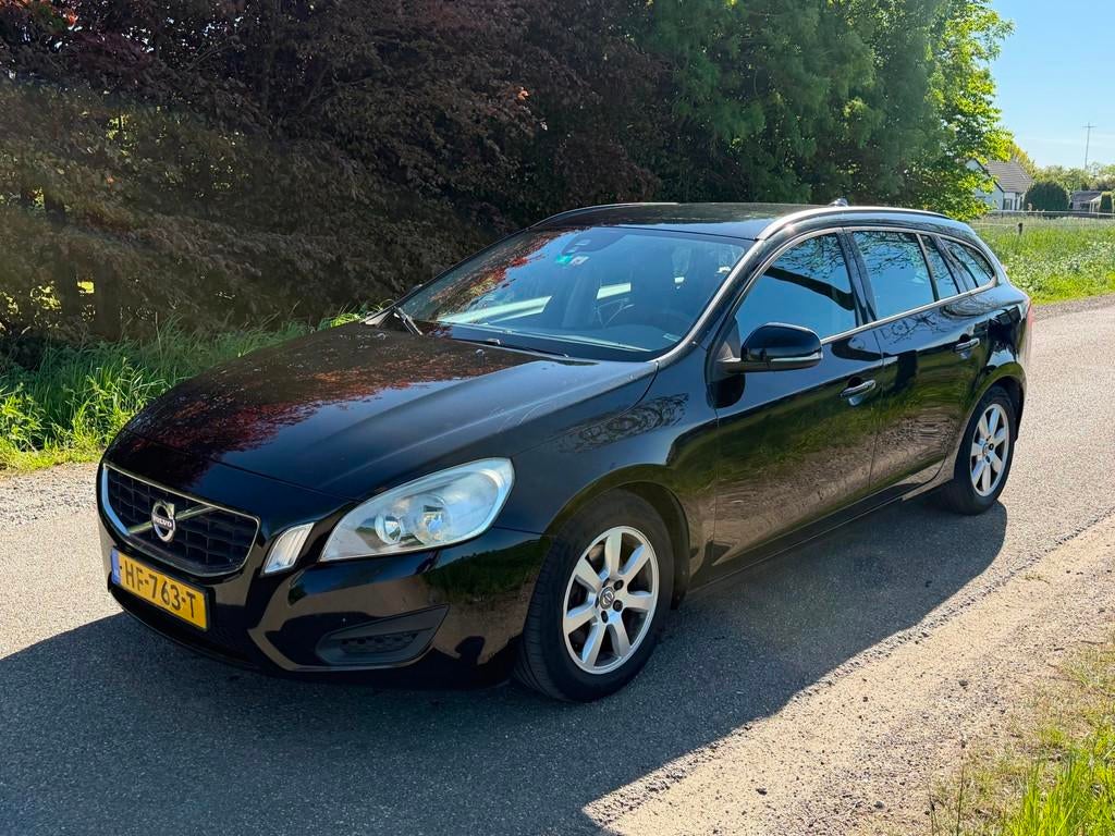 Volvo V60 1.6 DRIVe Kinetic D2 APK 06-2026 Airco, Auto's, Volvo, Voorwielaandrijving, Euro 5, Stof, Gebruikt