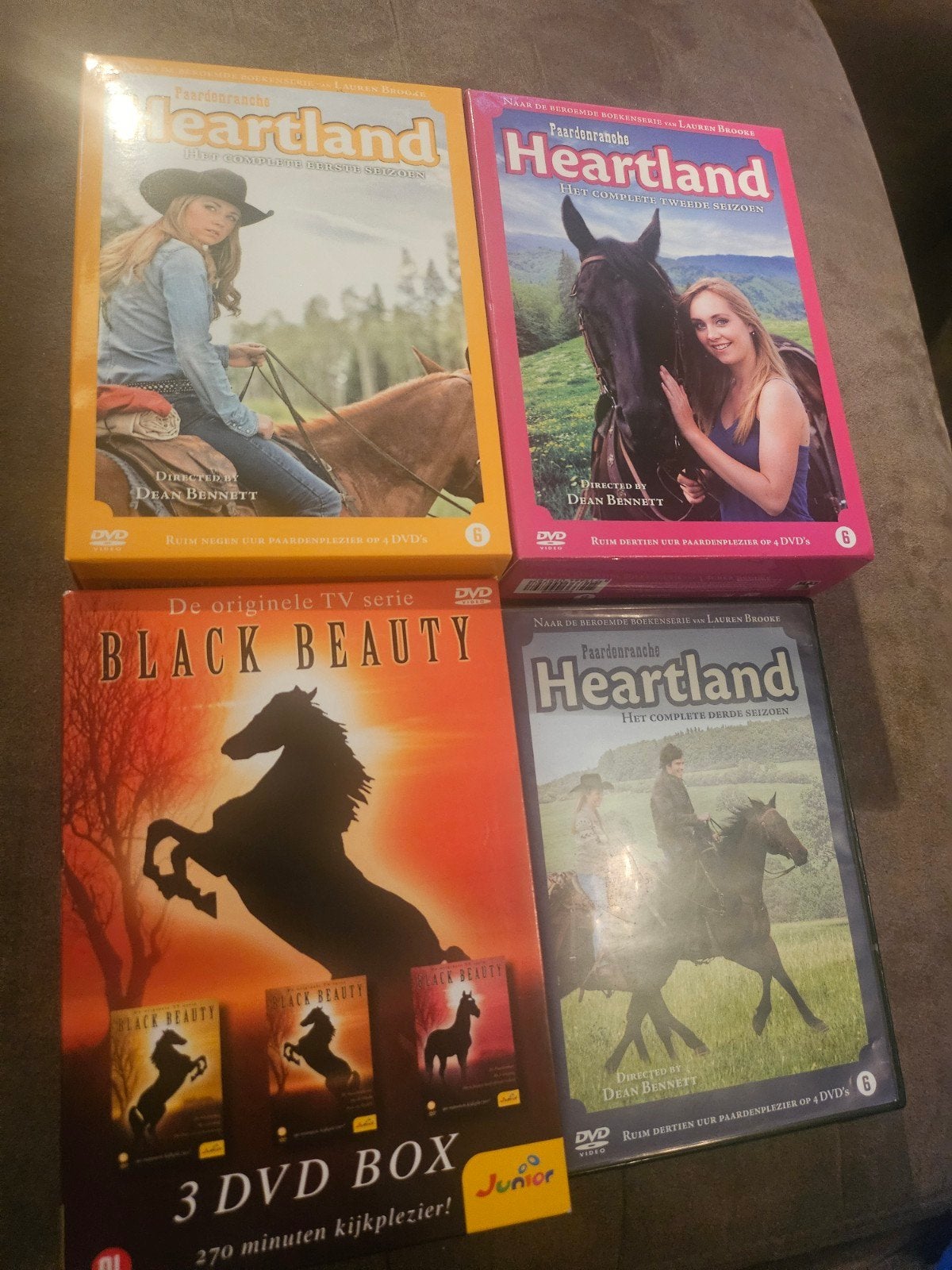 Heartland deel 1-12 en Black Beauty Boxset, Avontuur, Gebruikt, Alle leeftijden, Boxset