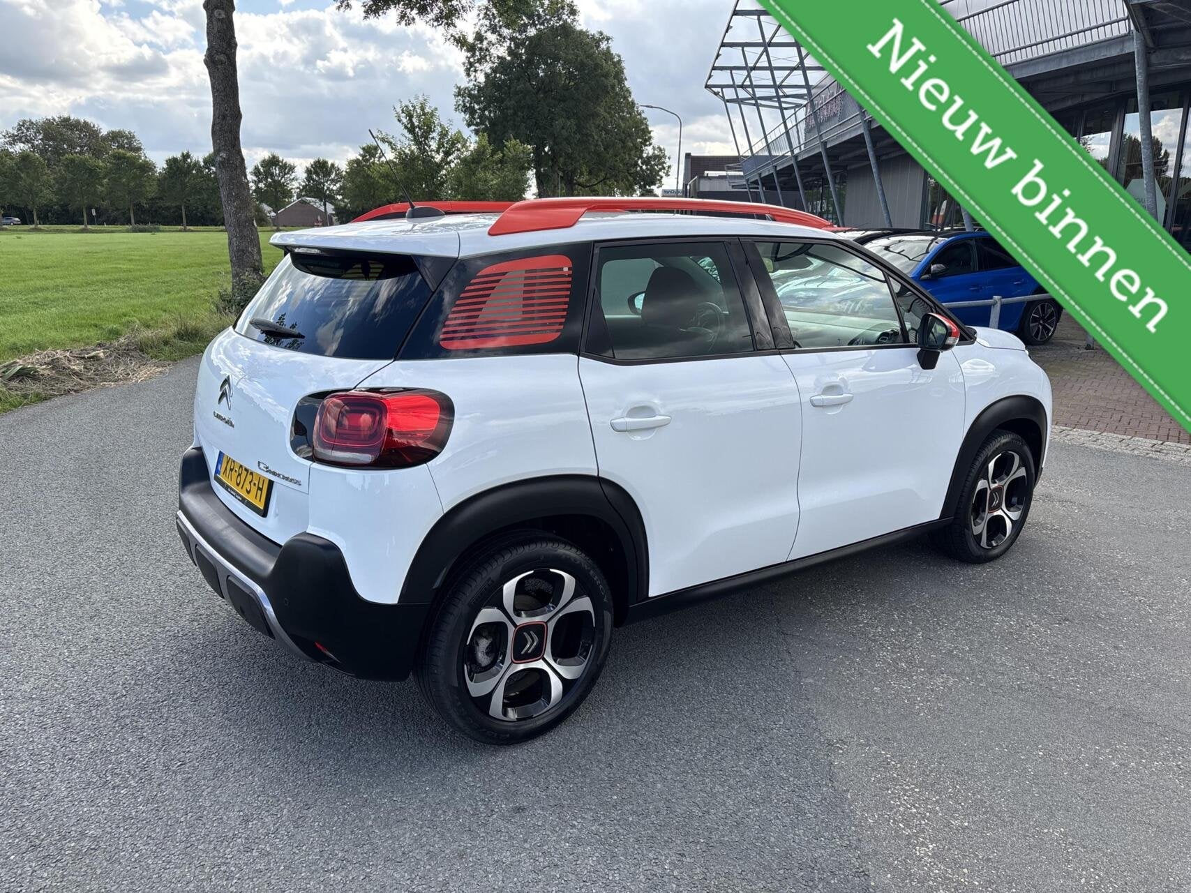 Citroen C3 Aircross 110PK Shine, Voorwielaandrijving, Dealer onderhouden, 840 kg, 1199 cc