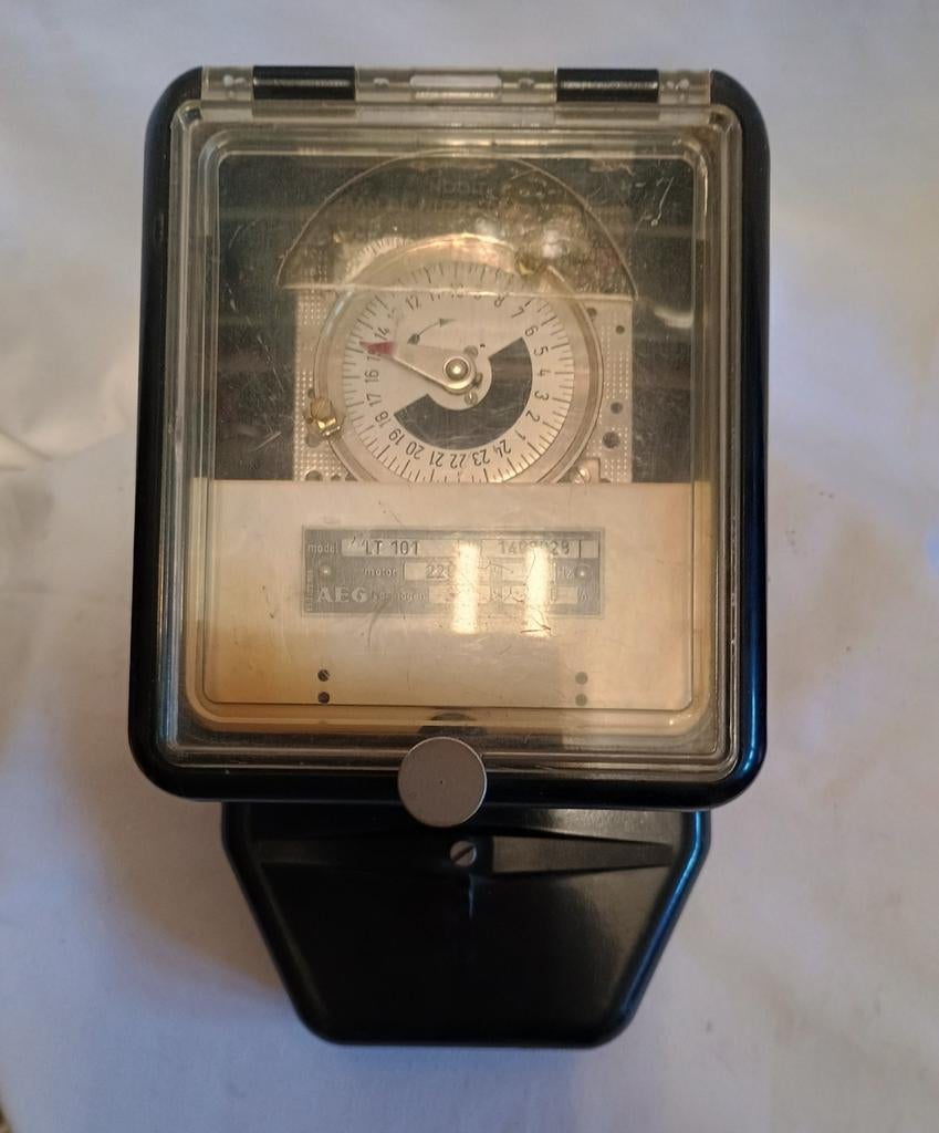 AEG Schakelklok LT 101 - Vintage Tijdrelais, Ophalen of Verzenden