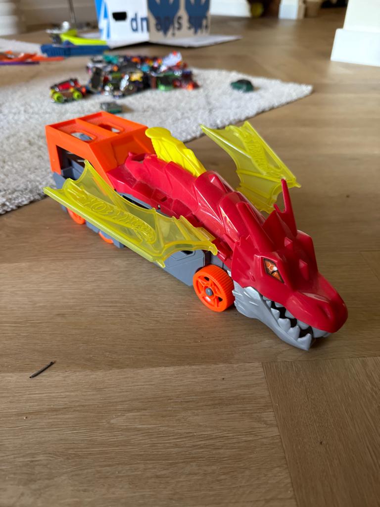 Hot Wheels Drakenbaan met lanceerfunctie, Ophalen, Gebruikt
