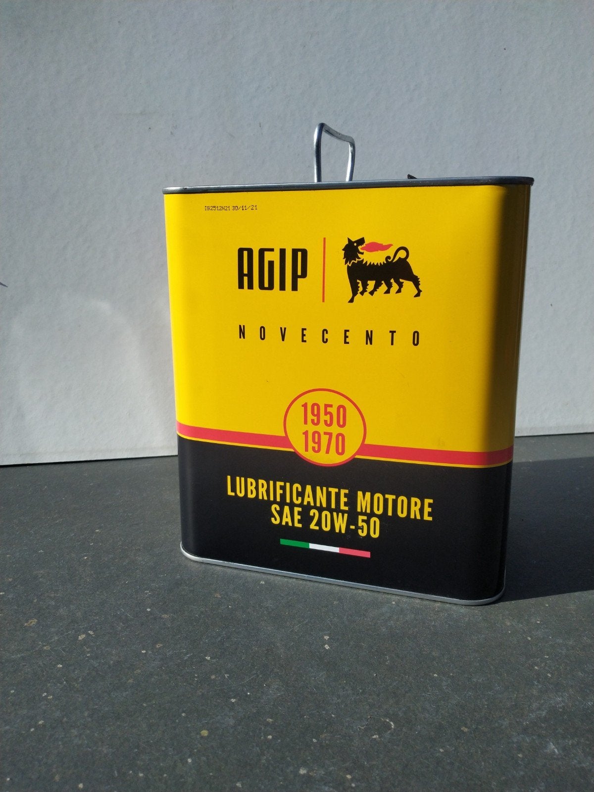 AGIP Novecento 20W-50 motorolie blik, Verzamelen, Ophalen of Verzenden, Zo goed als nieuw, Overige, Overige merken