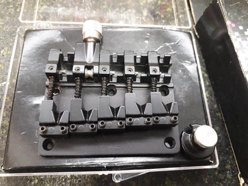 Wilkinson 4+1 Conversion to 5 String Bass (basgitaar), Ophalen of Verzenden, Nieuw, Elektrische basgitaar