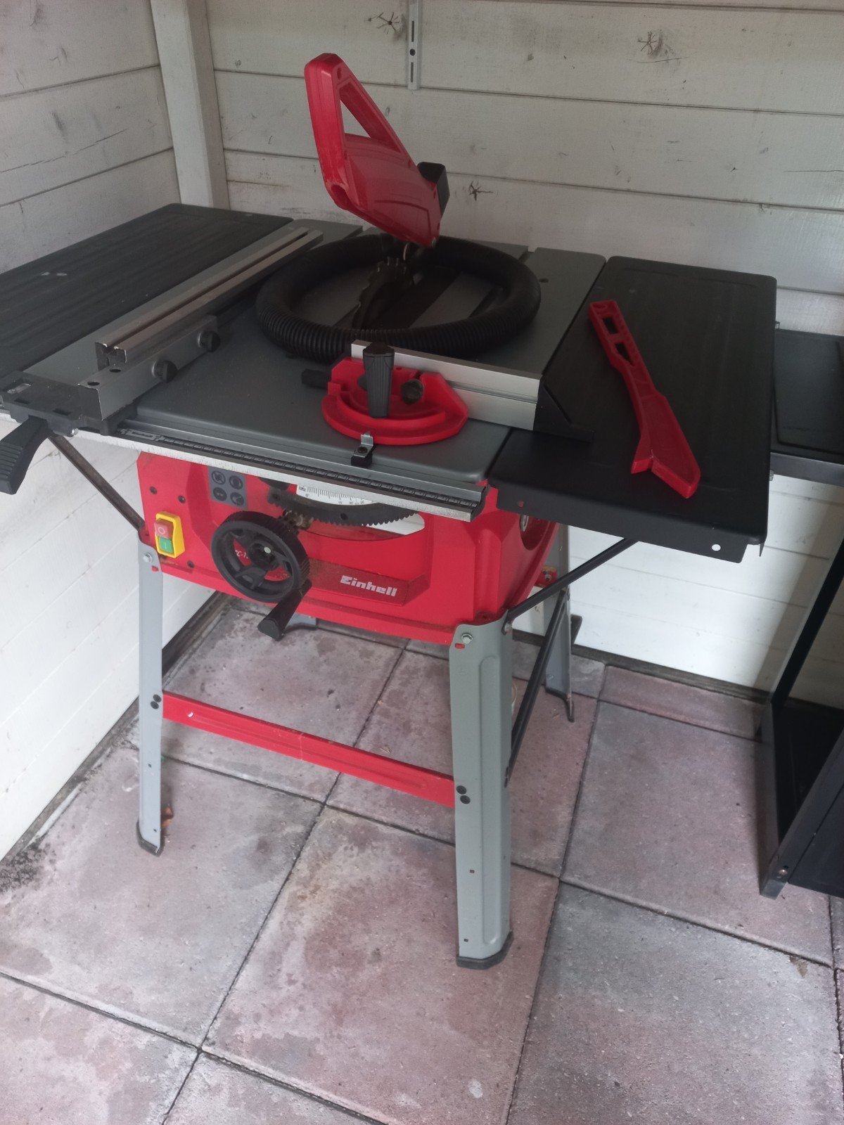 goed zaagtafel met toebehoren, Ophalen, 1200 watt of meer, Cirkelzaag, 30 tot 70 mm