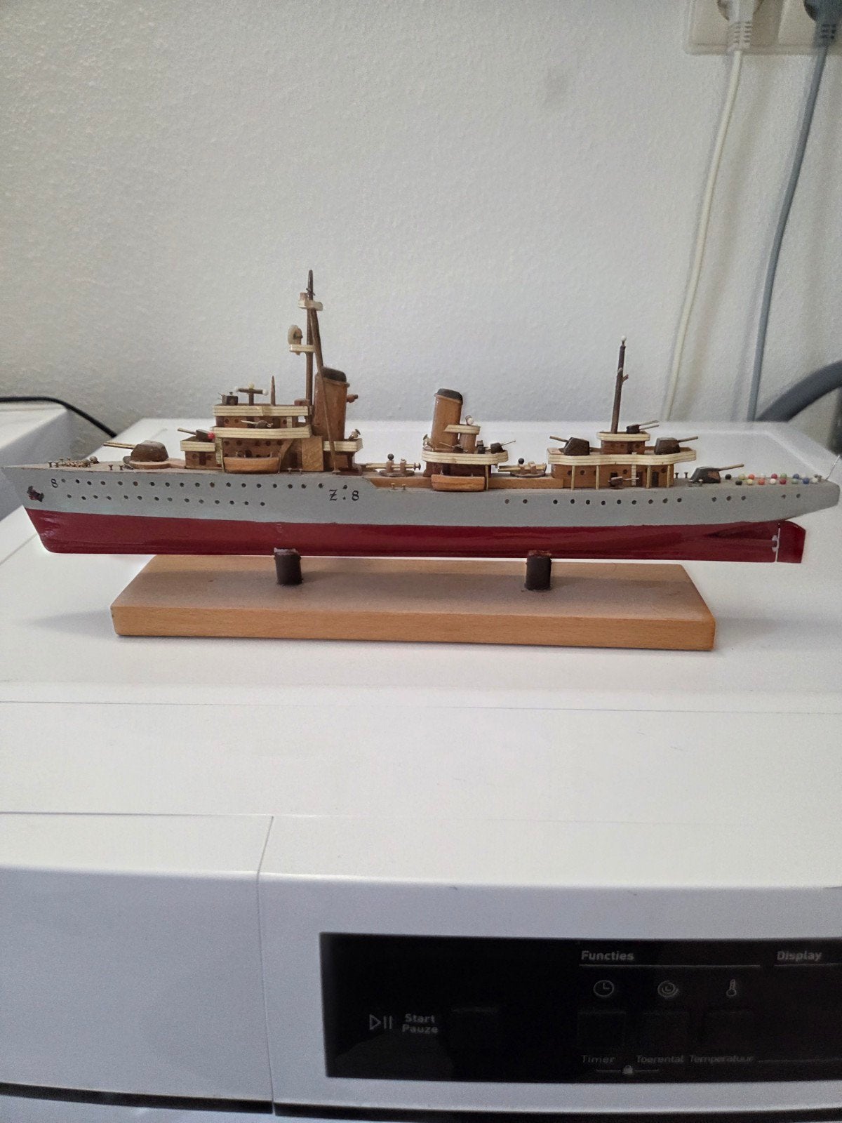 Handgemaakt scheepsmodel Z.8 - Uniek verzamelobject, Ophalen of Verzenden, Zo goed als nieuw, 1:50 tot 1:200, Overige merken