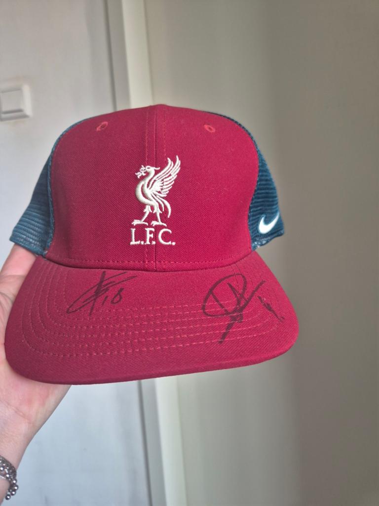 Liverpool pet met 2 handtekeningen, Nike, One size fits all, Ophalen of Verzenden, Pet