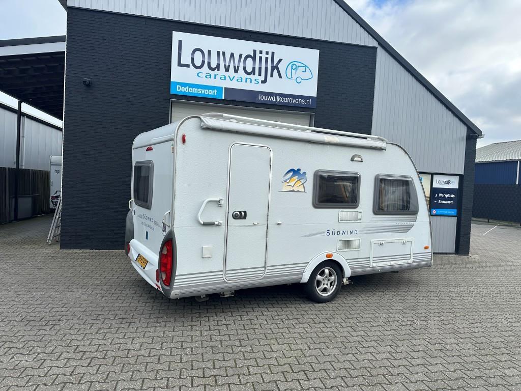 KNAUS Sudwind 420 QD ’09 (Mover, Vastbed 205cm), Vast bed, Bedrijf, 750 - 1000 kg, 6 tot 7 meter