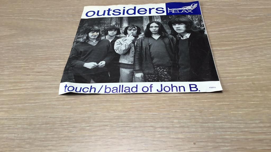 GARAGEROCK SINGLE VAN THE OUTSIDERS, Ophalen of Verzenden, Zo goed als nieuw, Overige formaten, Poprock