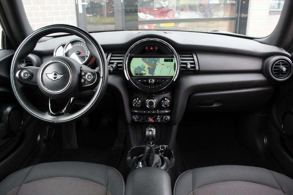 MINI Mini 1.2 One / Led / PDC / Navigatie / Stoelverwarming, Auto's, Mini, Voorwielaandrijving, Stof, Gebruikt, Met garantie (alle)