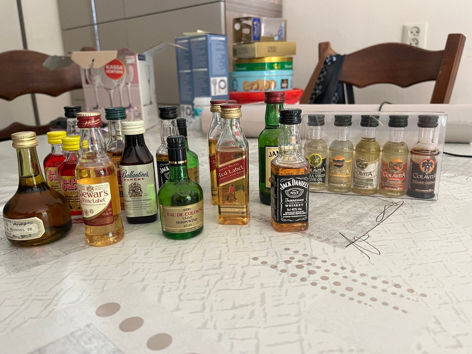 Verzameling mini-alcoholflesjes (diverse merken), Ophalen of Verzenden, Nieuw