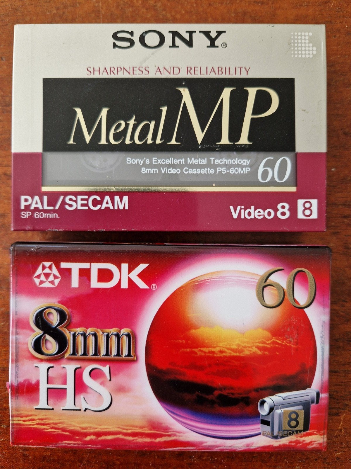 Sony Metal MP P5-60MP Video8 & TDK HS 60 8 mm cassettes., Ophalen, Nieuw in verpakking, 2 t/m 25 bandjes, Onbespeeld