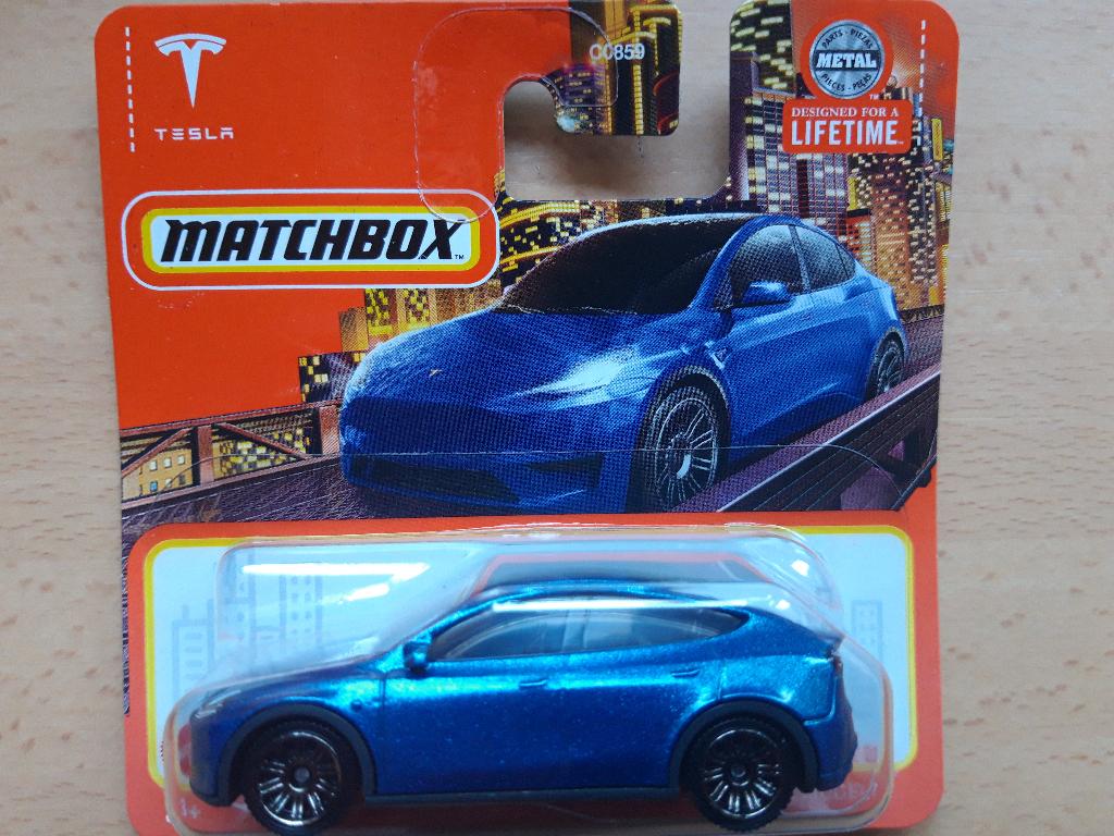 Matchbox Tesla Model Y blauw metallic – Nieuw in blister, Ophalen of Verzenden, Nieuw, Auto