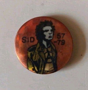 Vintage Sid Vicious Sex Pistols Speldje - Punk Rock Icoon, Ophalen of Verzenden, Gebruikt, Overige onderwerpen, Speldje of Pin