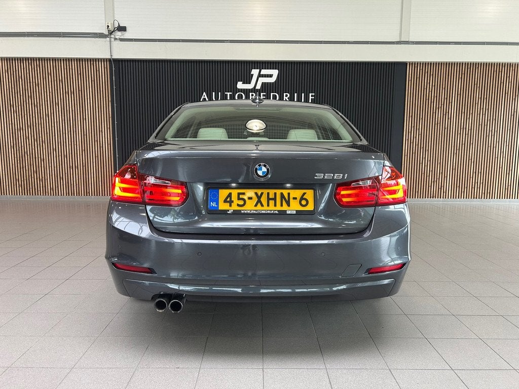 BMW 3-serie 328i Executive AUTOMAAT|LEDER|CRUISE|NAVI|PDC|, Auto's, BMW, Automaat, Achterwielaandrijving, Gebruikt, 4 cilinders