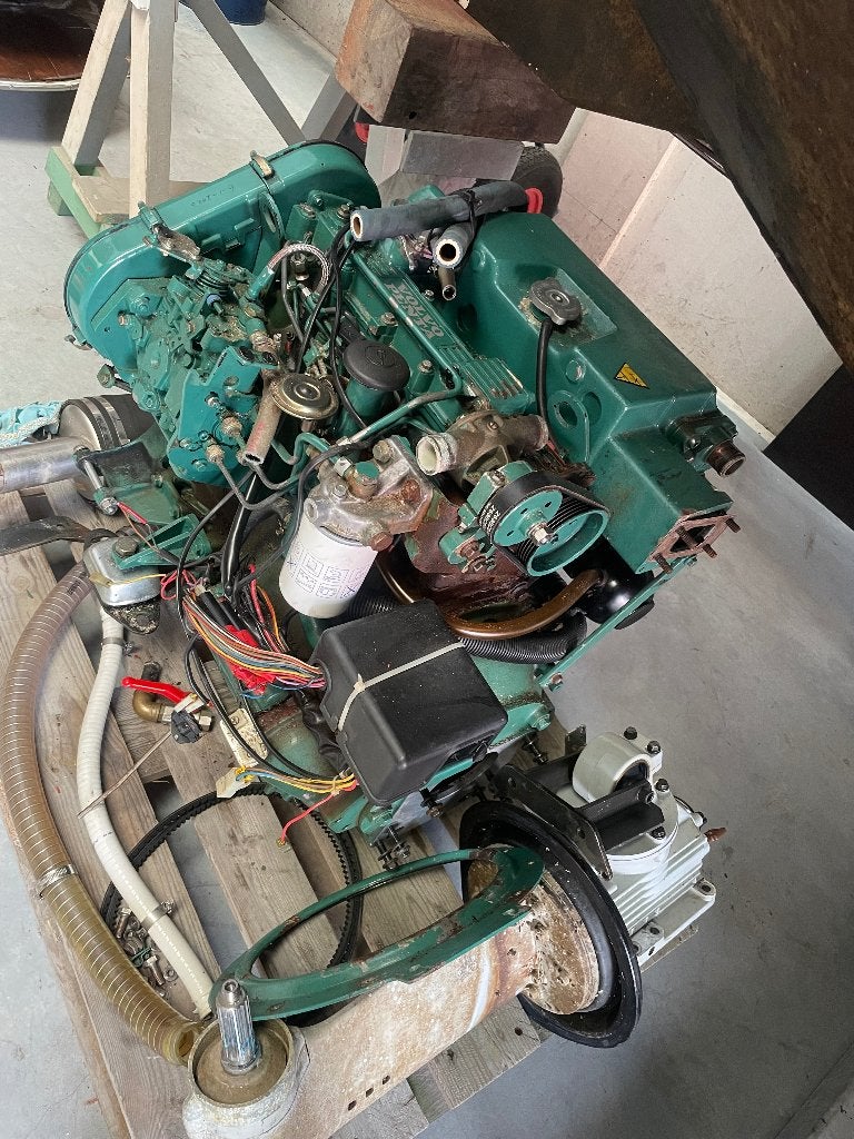 Volvo Penta MD22 met Volvo 120 SE saildrive, Ophalen, Gebruikt, Binnenboordmotor, Elektrische start